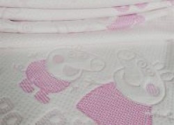 可爱的粉色小猪佩奇涤纱床垫提花布 空气层床垫枕头可用